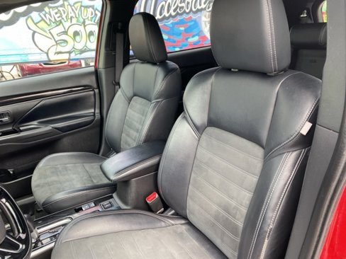 Used 2019 Mitsubishi Outlander SEL image 9