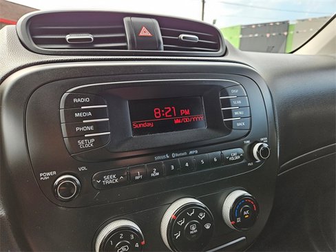 Used 2016 Kia Soul image 19