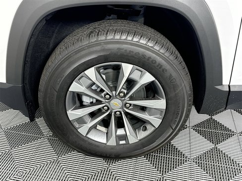 New 2025 Chevrolet Equinox LT w/ Convenience Package II image 31