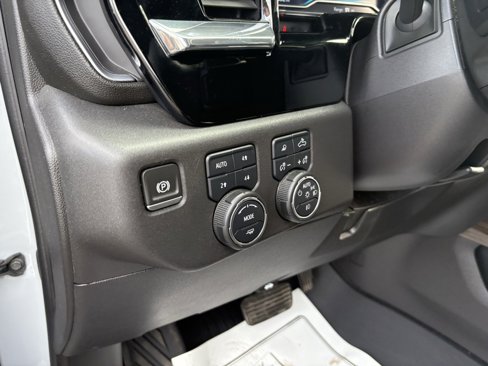Used 2024 Chevrolet Silverado 1500 LT Trail Boss w/ LT Trail Boss Premium Package image 40