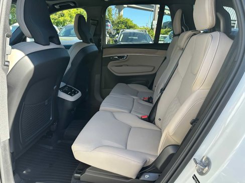 New 2026 Volvo XC90 B6 Plus w/ Protection Package Premier image 15