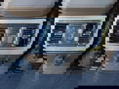 New 2026 Ford F250 Platinum image 30