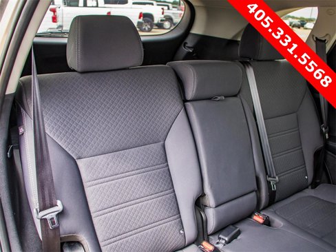 Used 2017 Kia Sorento L image 18