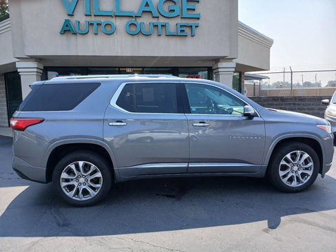 Used 2020 Chevrolet Traverse Premier image 11