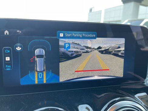 New 2025 Mercedes-Benz GLB 250 4MATIC image 10