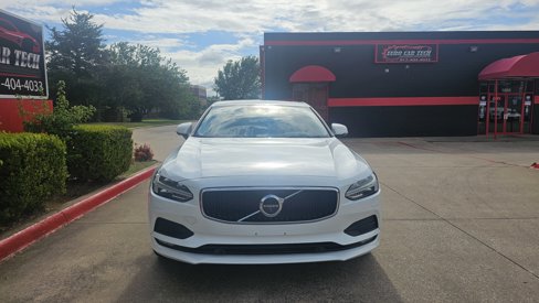 Used 2018 Volvo S90 T5 Momentum w/ Convenience Package image 5