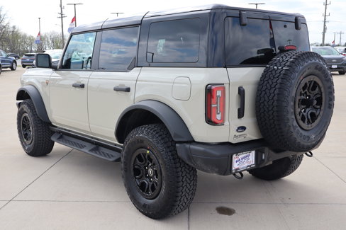 New 2025 Ford Bronco Badlands image 7
