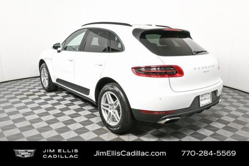 Used 2018 Porsche Macan image 30