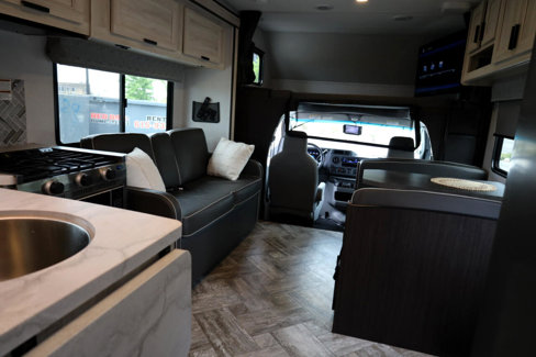 Used 2022 Ford E-450 and Econoline 450 Super Duty w/ Motorhome Prep Package image 65