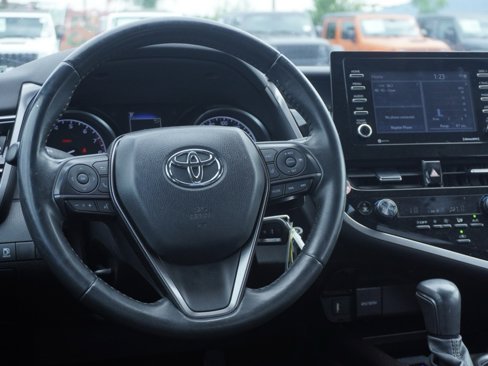 Used 2023 Toyota Camry SE image 25