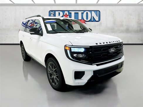 New 2025 Ford Expedition Platinum image 1