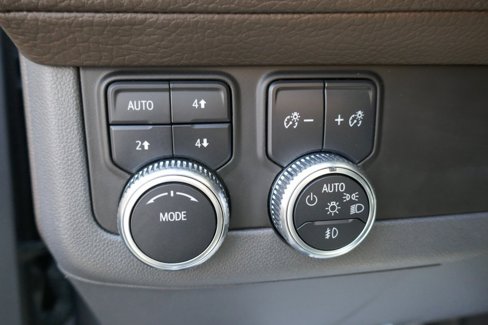 Used 2021 GMC Yukon Denali image 30