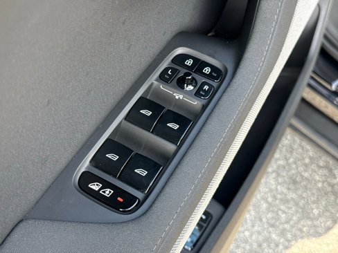 Used 2022 Polestar Polestar 2 w/ Plus Package image 14