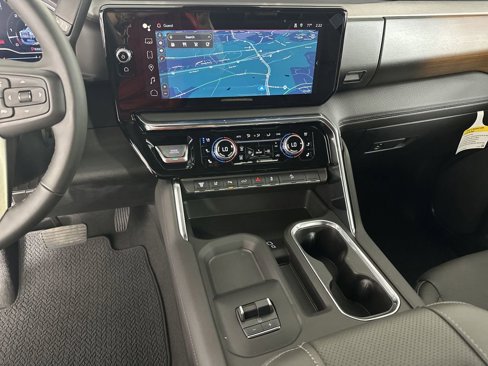 New 2025 GMC Sierra 2500 Denali w/ Denali Reserve Package image 29