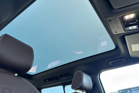 New 2025 Volkswagen ID. Buzz Pro S Plus image 18