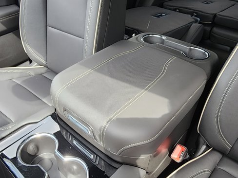 New 2026 GMC Yukon Elevation image 33