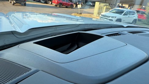 Used 2025 GMC Sierra 2500 AT4X image 58