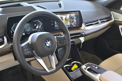 New 2025 BMW X1 xDrive28i w/ Premium Package image 18