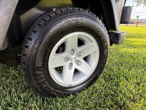 Used 2006 Jeep Wrangler Sport w/ 30" Tire & Wheel Group image 26
