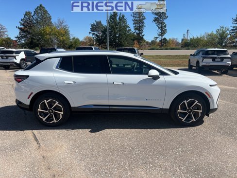 New 2024 Chevrolet Equinox EV LT image 4