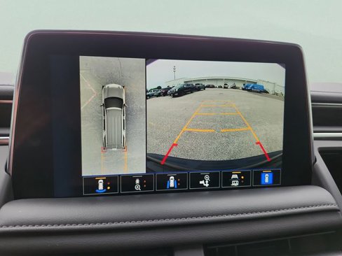 Certified 2022 Chevrolet Tahoe Z71 w/ Luxury Package image 11