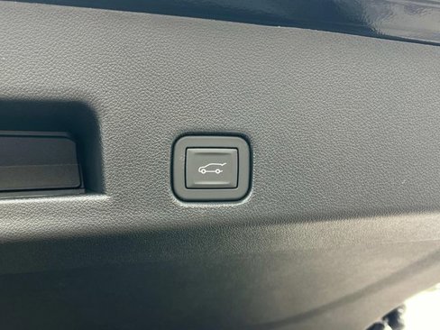 New 2026 Chevrolet Traverse LT w/ Enhanced Driving Package image 7