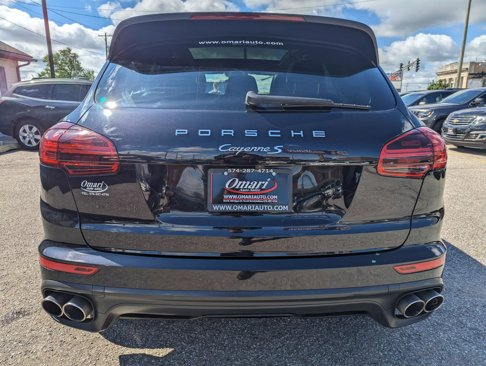 Used 2016 Porsche Cayenne S w/ Premium Plus Package image 9