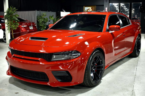 Used 2022 Dodge Charger SRT Hellcat w/ Harman/Kardon Audio Group image 3