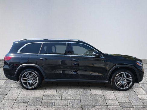 Certified 2025 Mercedes-Benz GLS 450 4MATIC image 8