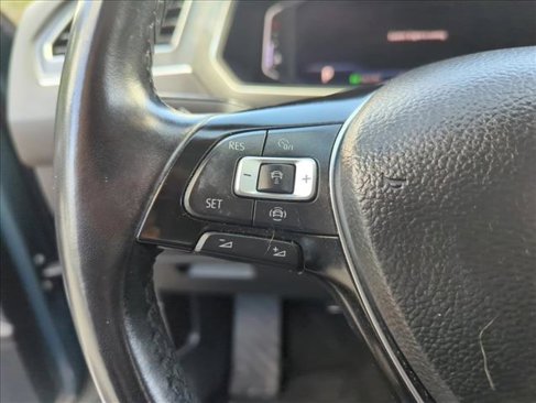 Used 2019 Volkswagen Tiguan SE image 15