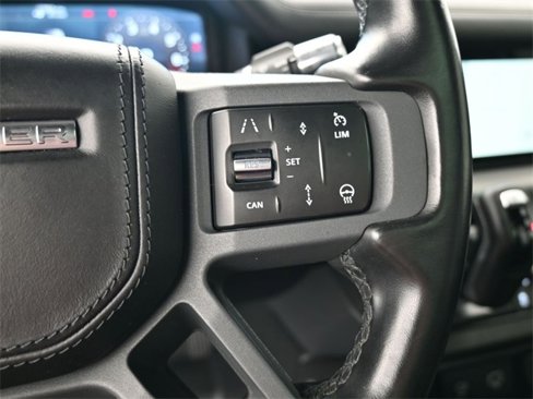Used 2021 Land Rover Defender 110 X-Dynamic HSE image 21