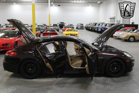Used 2014 Porsche Panamera image 9
