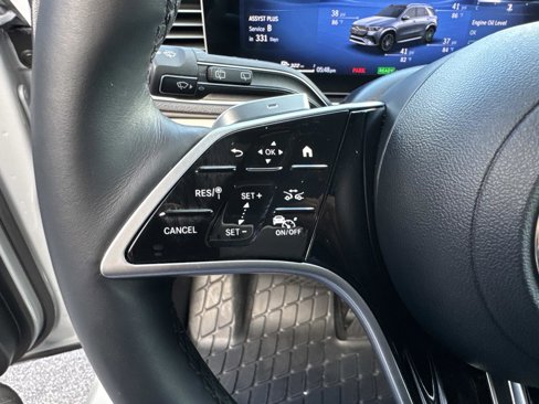 Used 2025 Mercedes-Benz GLE 450e 4MATIC image 33