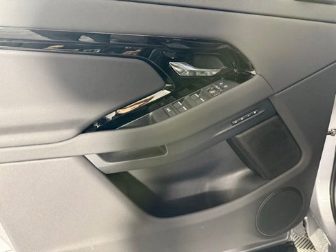 New 2026 Land Rover Range Rover Evoque S image 12