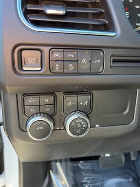 Used 2022 GMC Yukon AT4 image 15