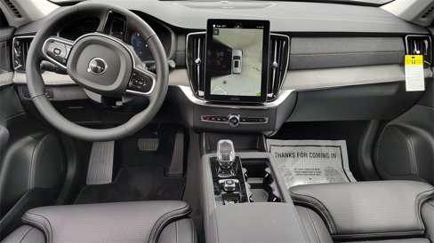 New 2025 Volvo XC90 T8 Plus w/ Protection Package Premier image 8