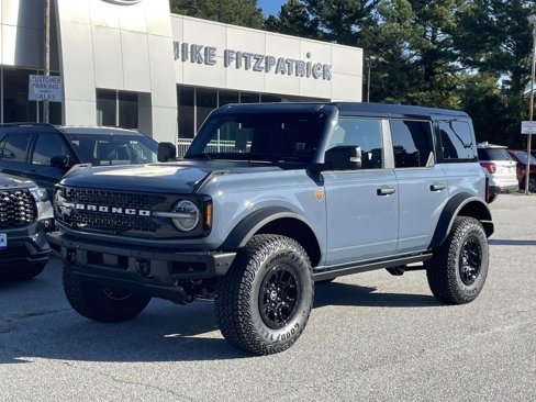 New 2025 Ford Bronco Badlands image 5