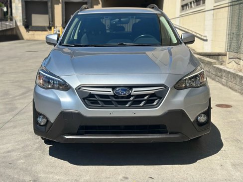Used 2022 Subaru Crosstrek 2.0i Premium w/ Popular Package #4 image 8