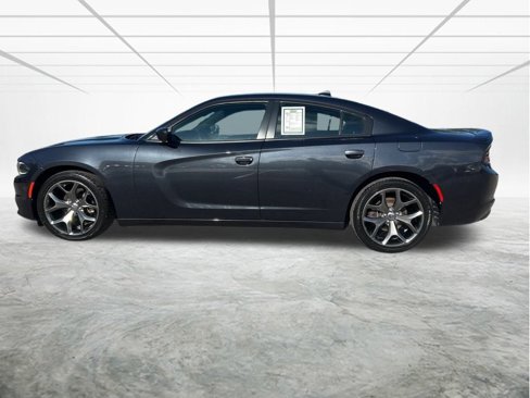 Used 2016 Dodge Charger SXT w/ Rallye Group image 7