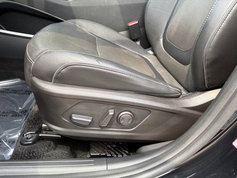 Used 2023 Hyundai Tucson Limited image 14