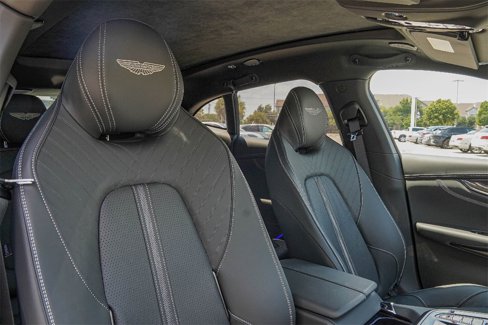 New 2025 Aston Martin DBX 707 image 40