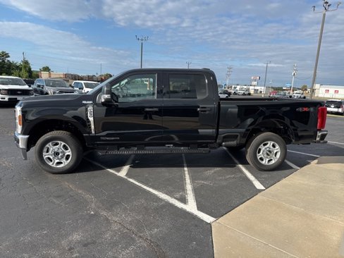 New 2026 Ford F250 XLT image 3