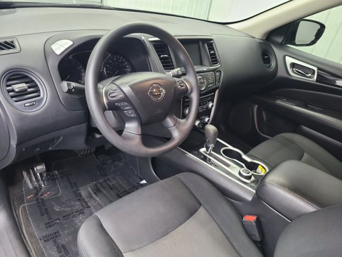 Used 2019 Nissan Pathfinder S image 21