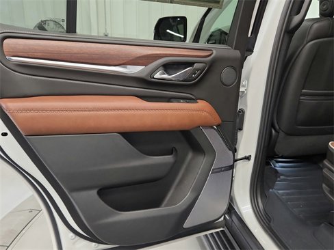 Used 2024 GMC Yukon Denali Ultimate image 34