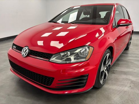 Used 2017 Volkswagen GTI GTI S image 2