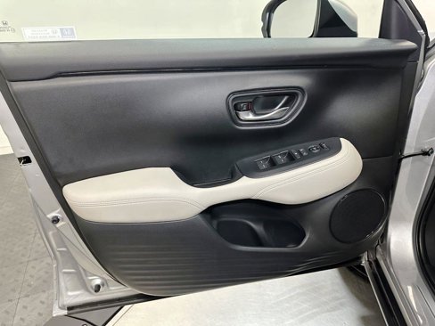 New 2026 Honda HR-V LX image 11
