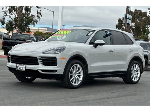 Used 2022 Porsche Cayenne image 8