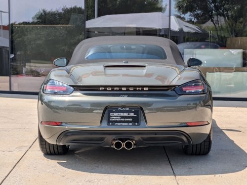 Certified 2024 Porsche 718 Boxster image 10