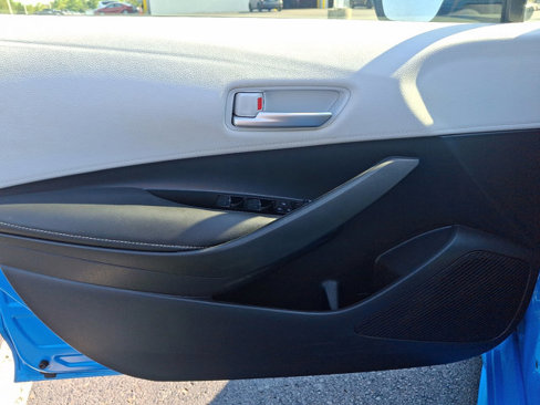 Used 2022 Toyota Corolla SE image 12