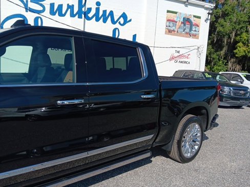 New 2026 Chevrolet Silverado 1500 High Country w/ Technology Package image 2